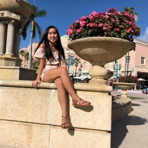 Meet your Posher, Jasmine